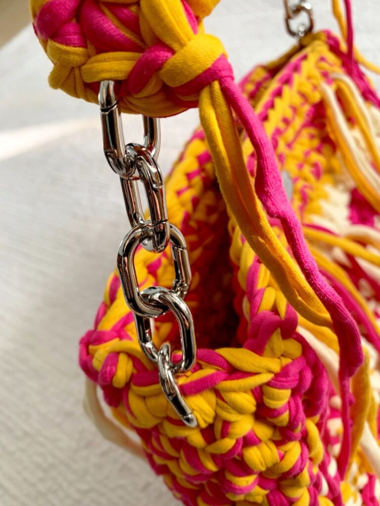 Strawberry Sunshine crochet bag by Meraki, photo 3